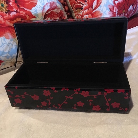 Jewelry Box - Picture 3 of 3